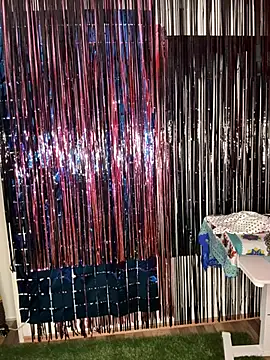 ShantelSexyYoungMilfie - oil dat bubbly butt