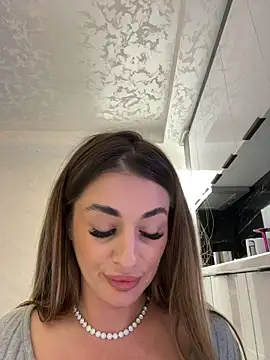 IsabellaEtthan - distroy my pussy(squirt)+gift4last
