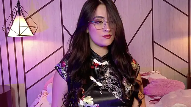 ChloeRem - NAKED ME! and SEXY S88TRIPTEASE!