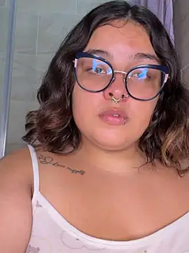 Lulu_kawaii16 - First a bath🤤