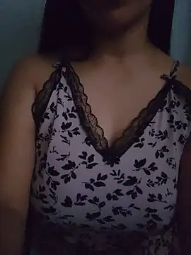 Lunix18 - Sin blusa 🔥