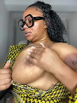 EliteSoraya - Dildo Fuck+Squirt💦💦