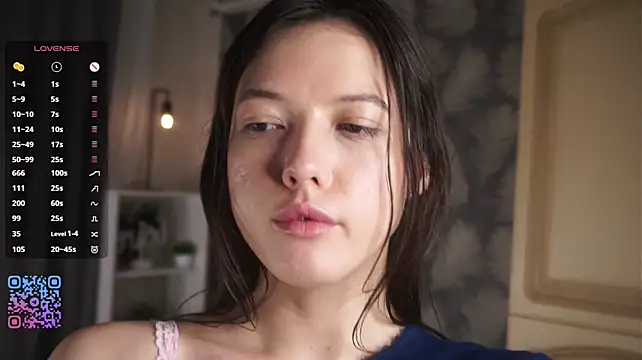 EvelyneWineinger - 💖I slobberingly lick my fingers💖