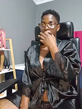Shaniko89 - kiss,lick suck my clit whole'squirts'