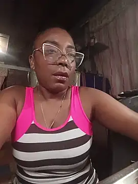 ChanneldelaCroix - SHOW BOOBS😈