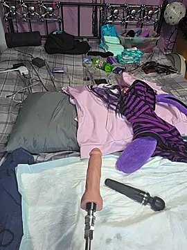BabygurlJay - Ride toy with lush in booty