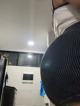 FOX_LATINA - Undress me on the balcony😈🤫🤫🤫