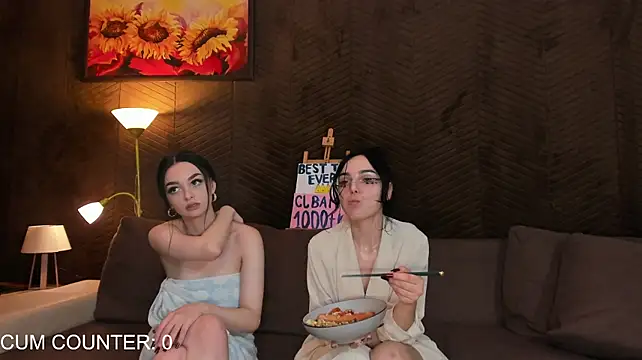 Roomies - MAKE US SQUIRT 💦
