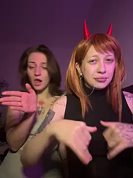 Dooubletroublee - boobs suck