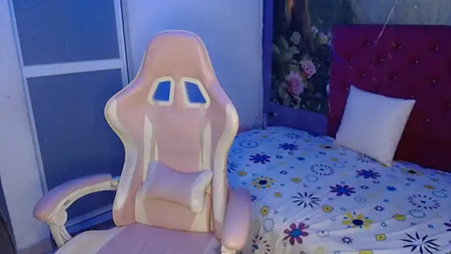 Rosa_skinny - 💋 hard titis wet panty 🚨