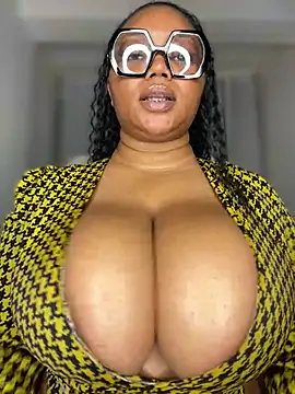 EliteSoraya - Dildo Fuck+Squirt💦💦