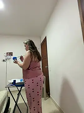 Im_Amelia - Turn me on with your delicious vibration