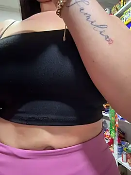 Sara_fun - lick boobs