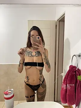 DeenaSweet1 - Naked game