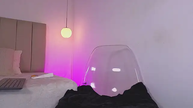 Meganisperfect69 - PLAY WITH PUSSY