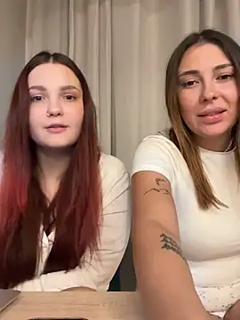 _perfect_duo - show ass (no panties )