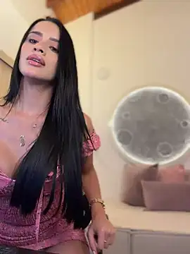 SarahhSmitth1 - Your caresses give me pleasure🥰🥰