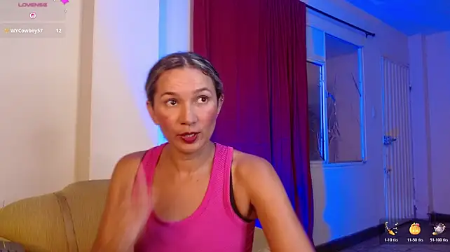 Adairamars - Show tits