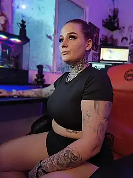 Blazed_vixen - Last tipper picks dildo to fuck pussy
