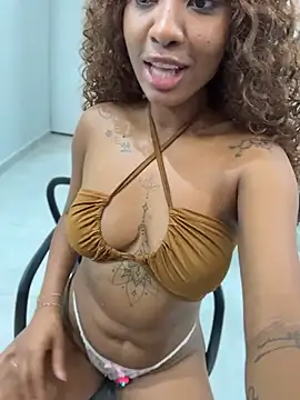 Angel_preta - Tammy tomando na bucetinha