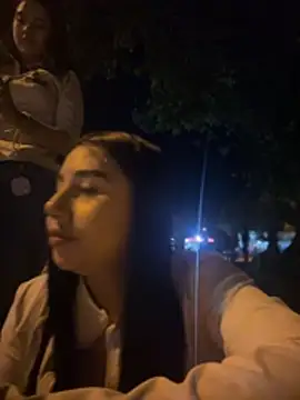 Sophie_Dreamss - Silence, people nearby
