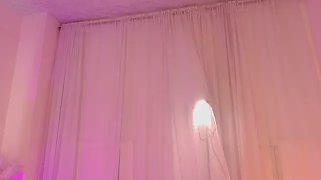 Trixxie_18 - Hard twerk