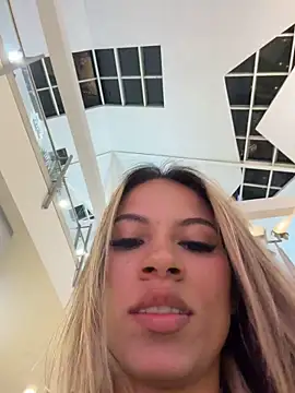 Mia_Rosee1 - Show squirt in bathroom mall💦💦💦