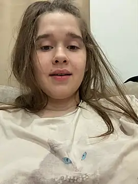 HornyGirlH - SHOW PUSSY