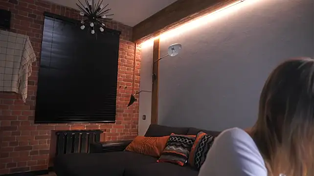 Coco_schanel - Show panties