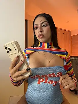 Celeste_Amber - Tits out and spit them🔥