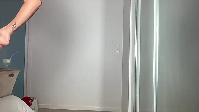 Bbybreexxo - shower with me