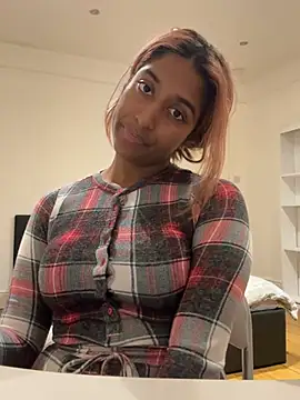 DonnaShy - Lingerie try-on, 3 outfits😘
