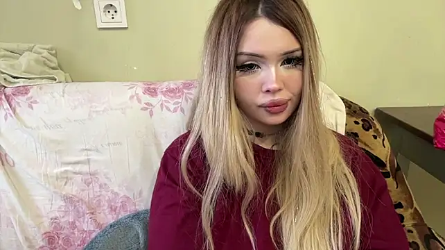 Miafruit - Doggy pose+Slap my ass x5