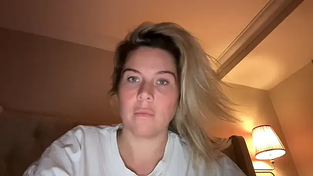 Erincheshire - LT GETS WAPP AND FULL LENGTH SEX TAPE