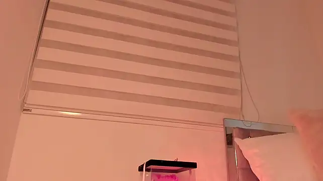 Alissonroses - Squat dildo