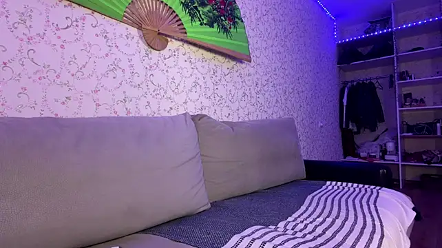 DeliciaBagnoli - SPIN THE HORNY WHEEL