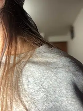 Cloew_Marz - Show boobs