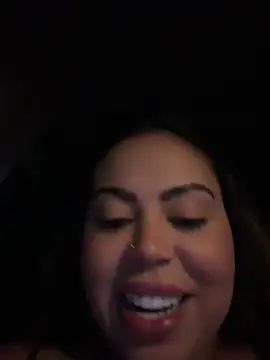LariiHotWife