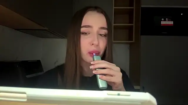 Dianaluves1 - Finger heart for you ❤️