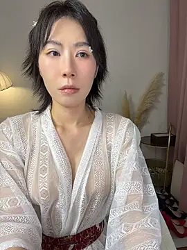 Nanako99 - 小粉插入5分钟