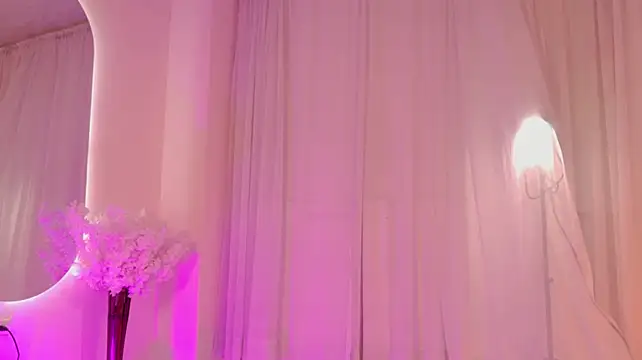 Trixxie_18 - Hard twerk