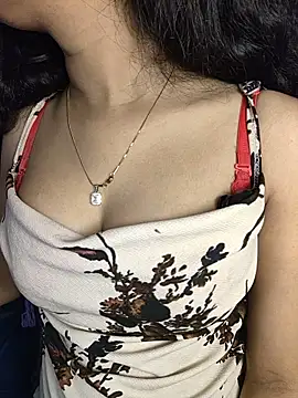 Mishti_doi - full nude in public