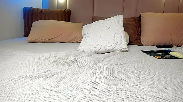 PuddingPantie - Ride on the dildo