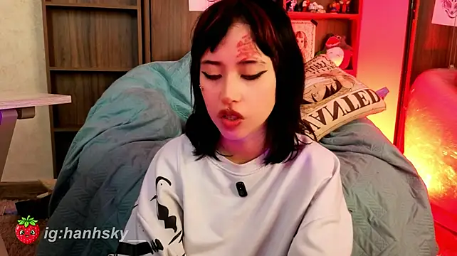 HannahSky_