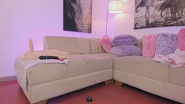 Alaia7h - touch that pussy + dome control x 5 minu
