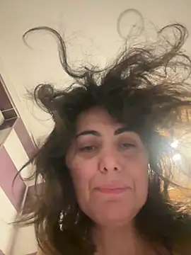 Emma_roqueen - Single QUEEN looking for a faithful slav