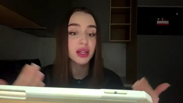 Dianaluves1 - Finger heart for you ❤️