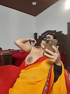 Ruvi_Queen - BOOBS PLAY😸😸