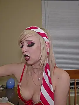 AmethystFoxx - Eat then Stretch pussy