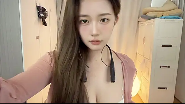 Yiyi5588 - 会为我停留吗 周末快乐（目标任务衬衣制服黑丝真空开档舞蹈）